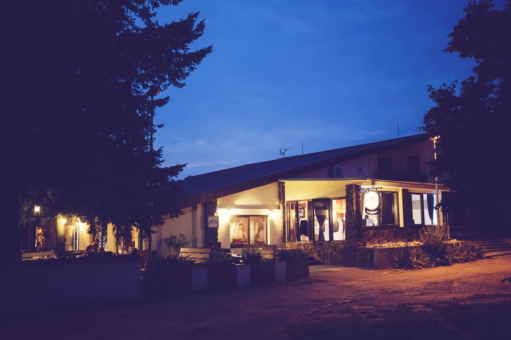 Penzion Artin Nitra Buitenkant foto