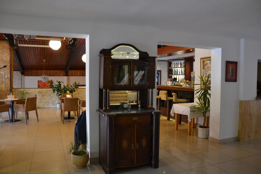 Penzion Artin Nitra Buitenkant foto